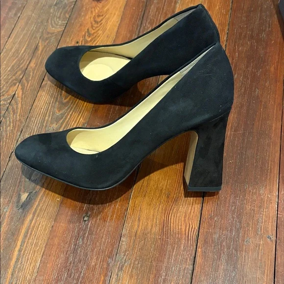 Vince Camuto Villona Pump - Picture 2 of 5